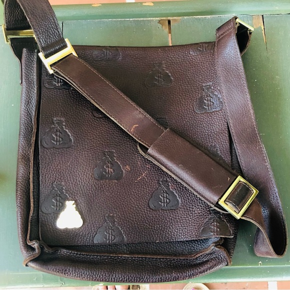 Gene Simmons Limited Edition Pebble Leather Messenger Money Bag KISS Numbered - Picture 2 of 16